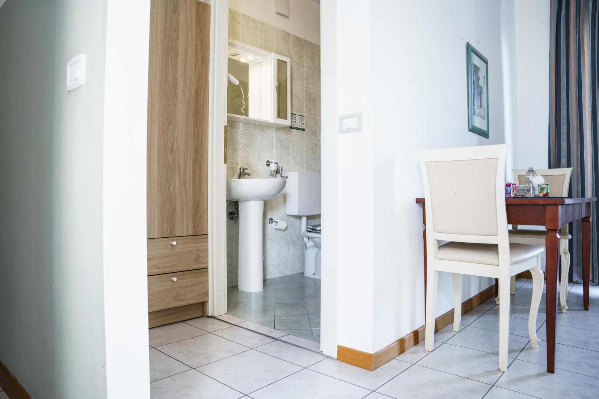 Residence Le Corniole Арецо Екстериор снимка